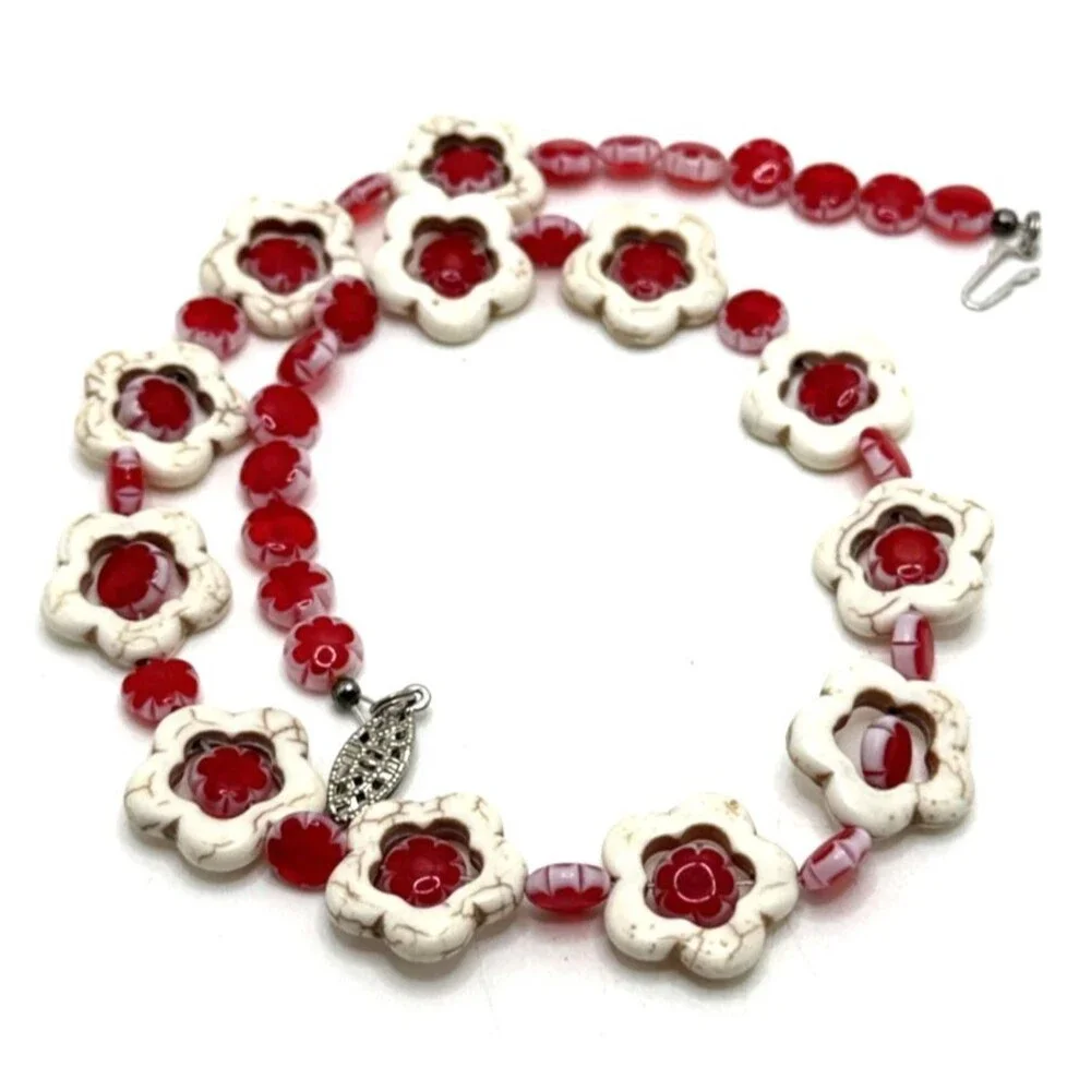 Vintage Millefiori Glass Bead & Howlite Necklace Red White Floral Statement 17.5